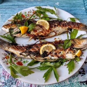 Лаврак на скара